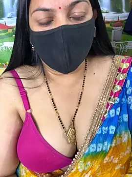 FlatVincy4 online show from 11-18-25, 03:59