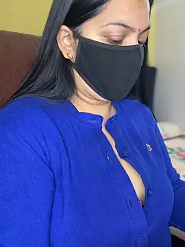 FlatVincy4 online show from 12-19-25, 04:05