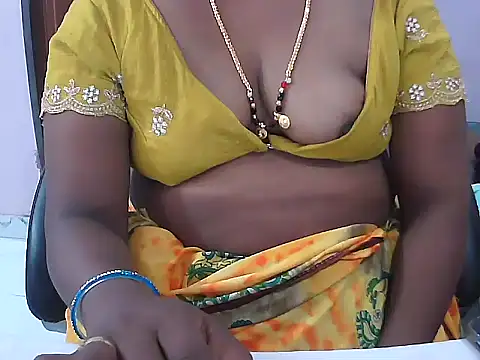 Snapshot of telugu_indhu_0001 chatting on 06-28-26, 02:01 telugu indhu 0001 online show from 06-28-26, 02:01