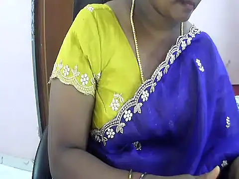 Snapshot of telugu_indhu_0001 chatting on 06-26-26, 10:32 telugu indhu 0001 online show from 06-26-26, 10:32