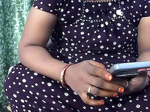 Snapshot of telugu_indhu_0001 chatting on 09-16-25, 06:25 telugu indhu 0001 online show from 09-16-25, 06:25