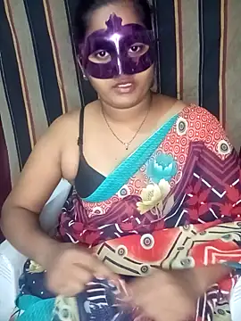 Snapshot of telugu_indhu_0001 chatting on 01-08-25, 04:00 telugu indhu 0001 online show from 01-08-25, 04:00