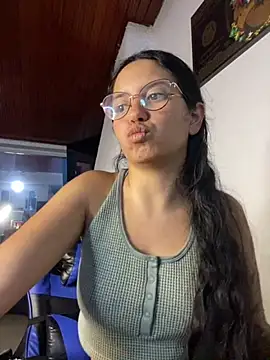 Rosita forever  online show from 01-18-26, 03:48