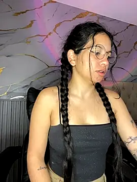 Rosita forever  online show from 11-02-25, 01:05