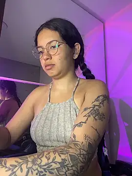 Rosita forever  online show from 04-14-26, 01:49