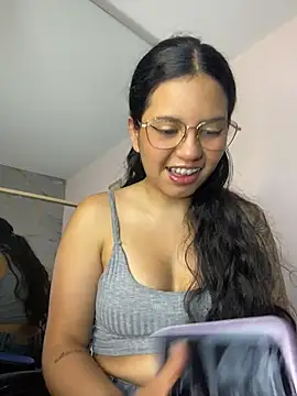 Rosita forever  online show from 06-24-26, 05:11