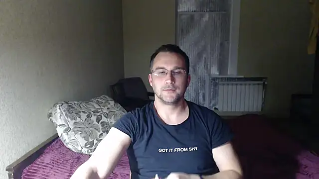Snapshot of Sanderx chatting on 03-12-25, 09:35 Sanderx online show from 03-12-25, 09:35