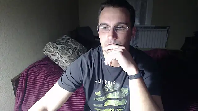 Snapshot of Sanderx chatting on 03-06-25, 09:09 Sanderx online show from 03-06-25, 09:09