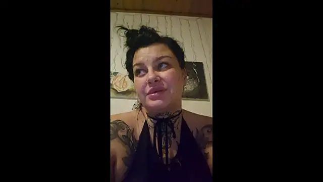 CurvyCannabisQueen online show from 01-17-25, 08:00