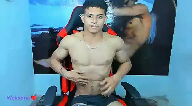 oliver thompsson7 online show from 12-22-24, 06:37