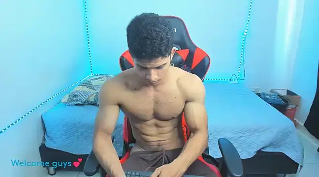 oliver thompsson7 online show from 01-15-25, 08:16