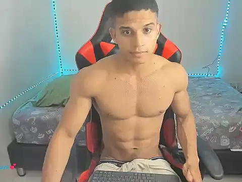 oliver thompsson7 online show from 03-08-26, 12:05