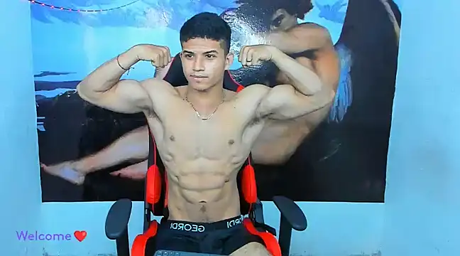 oliver thompsson7 online show from 12-20-24, 02:48