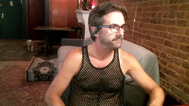 Snapshot of Johnny_Bottoms chatting on 10-09-25, 10:10 Johnny Bottoms online show from 10-09-25, 10:10