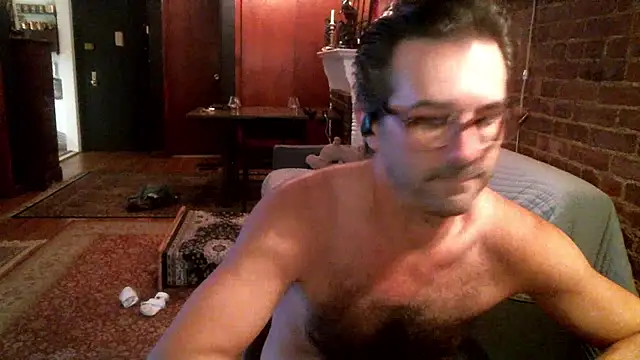 Snapshot of Johnny_Bottoms chatting on 10-15-25, 10:51 Johnny Bottoms online show from 10-15-25, 10:51