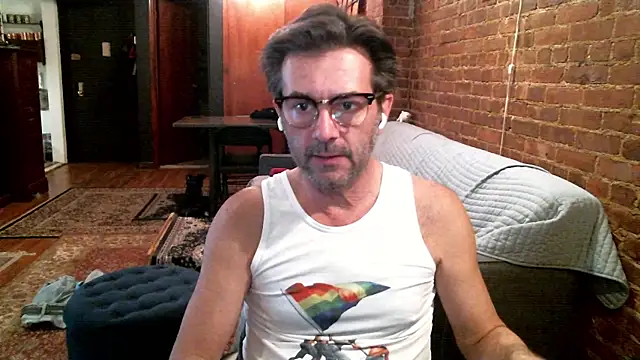 Johnny Bottoms online show from 03-21-26, 10:35