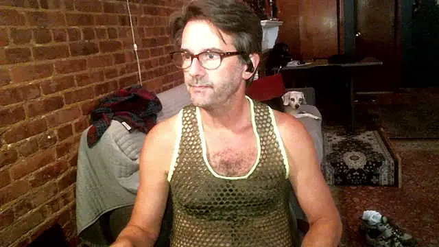 Snapshot of Johnny_Bottoms chatting on 10-03-25, 09:16 Johnny Bottoms online show from 10-03-25, 09:16