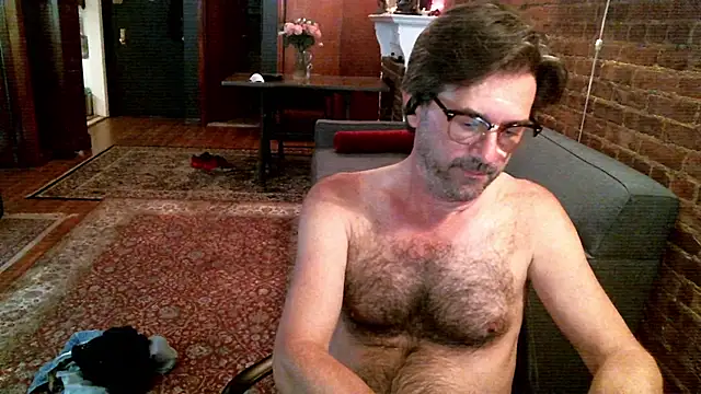 Snapshot of Johnny_Bottoms chatting on 05-18-26, 09:19 Johnny Bottoms online show from 05-18-26, 09:19
