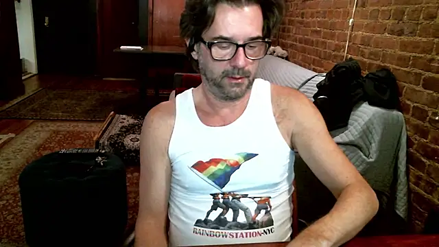 Johnny Bottoms online show from 01-10-26, 03:40