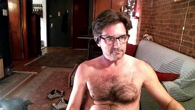 Snapshot of Johnny_Bottoms chatting on 03-18-25, 01:02 Johnny Bottoms online show from 03-18-25, 01:02