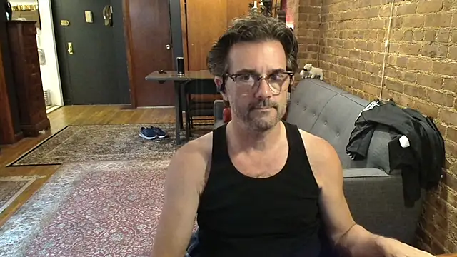 Snapshot of Johnny_Bottoms chatting on 06-14-26, 11:39 Johnny Bottoms online show from 06-14-26, 11:39