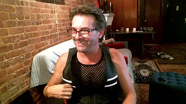 Johnny Bottoms online show from 10-28-25, 10:41