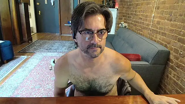Snapshot of Johnny_Bottoms chatting on 06-19-26, 01:50 Johnny Bottoms online show from 06-19-26, 01:50