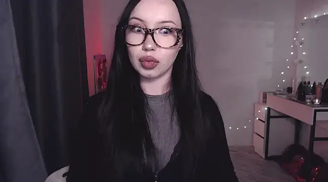 MoranaMissGod online show from 12-27-24, 09:43