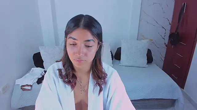 martina roldam online show from 04-08-26, 12:45