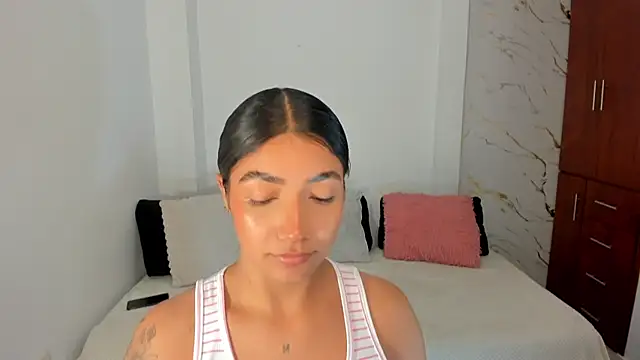 Snapshot of martina_roldam chatting on 07-21-26, 01:41 martina roldam online show from 07-21-26, 01:41
