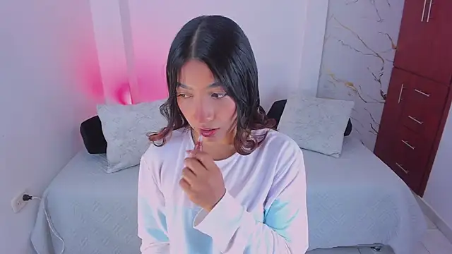 martina roldam online show from 03-30-26, 03:30