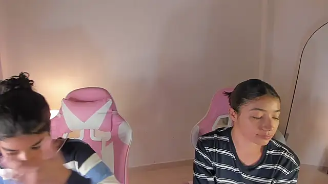 martina roldam online show from 09-27-25, 02:18