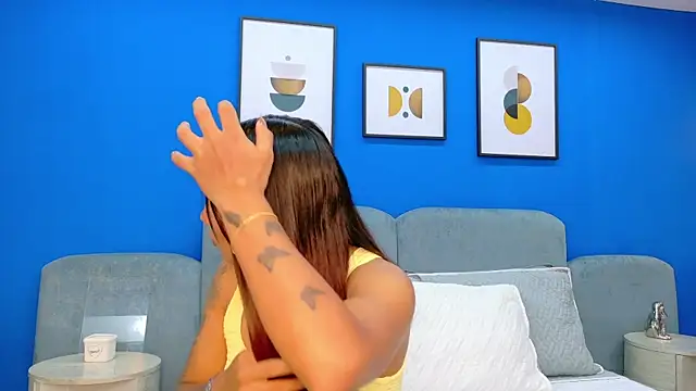 martina roldam online show from 01-13-26, 08:57