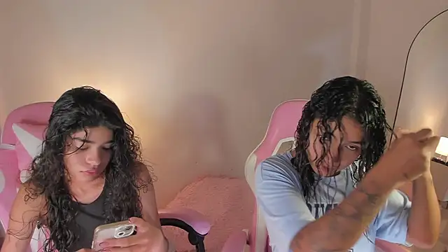 martina roldam online show from 10-03-25, 01:09