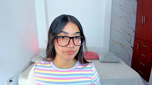 Snapshot of martina_roldam chatting on 05-06-26, 12:36 martina roldam online show from 05-06-26, 12:36