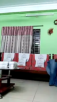 Snapshot of GildanK18 chatting on 03-22-25, 06:03 GildanK18 online show from 03-22-25, 06:03