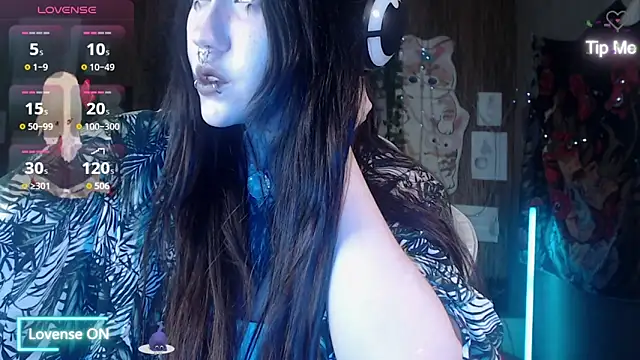 Snapshot of chloe_crystall_killer chatting on 05-01-26, 10:09 chloe crystall killer online show from 05-01-26, 10:09