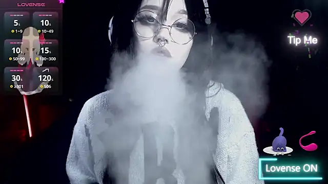 chloe crystall killer online show from 11-16-25, 02:05