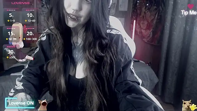 Snapshot of chloe_crystall_killer chatting on 08-01-26, 12:30 chloe crystall killer online show from 08-01-26, 12:30