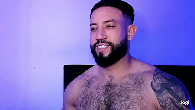 Snapshot of BradLeon_ chatting on 03-21-25, 09:45 BradLeon online show from 03-21-25, 09:45