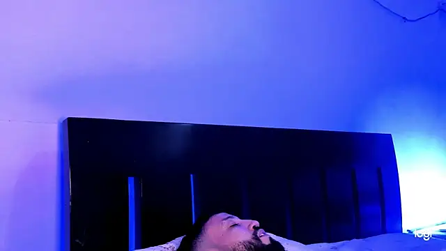 Snapshot of BradLeon_ chatting on 03-22-25, 03:52 BradLeon online show from 03-22-25, 03:52