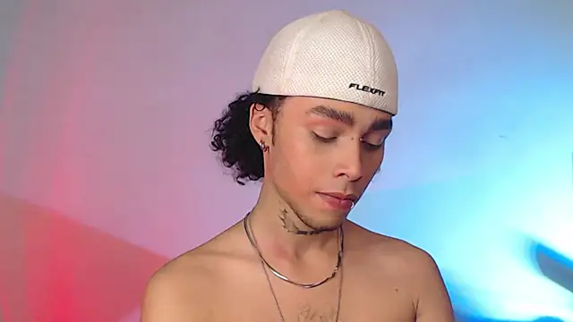 Snapshot of seven7xis chatting on 01-29-25, 04:58 seven7xis online show from 01-29-25, 04:58