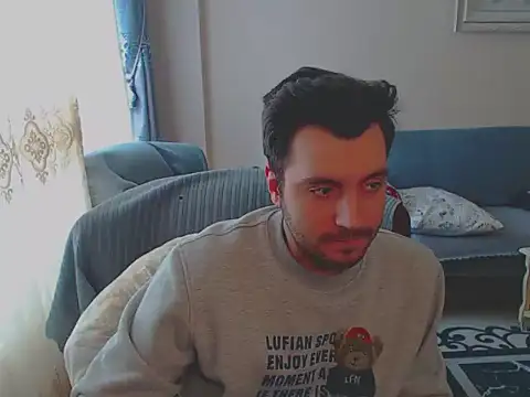 handsomeee04 online show from 02-25-25, 11:32