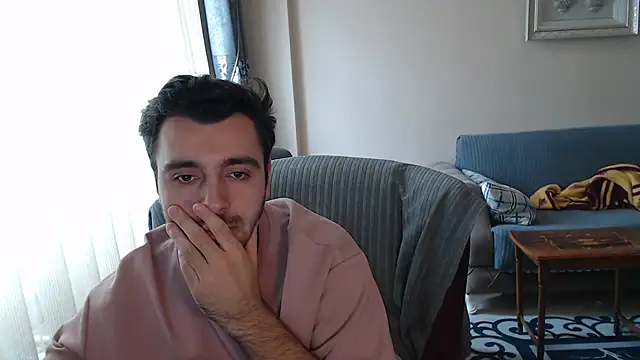 handsomeee04 online show from 10-23-25, 12:48