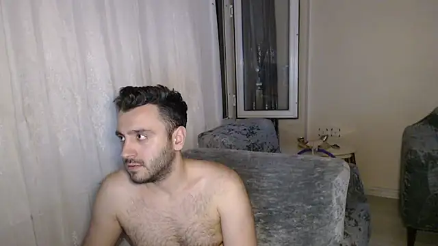 Snapshot of handsomeee04 chatting on 07-04-26, 12:17 handsomeee04 online show from 07-04-26, 12:17