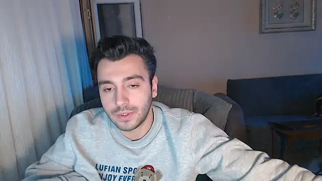 handsomeee04 online show from 10-13-25, 09:05
