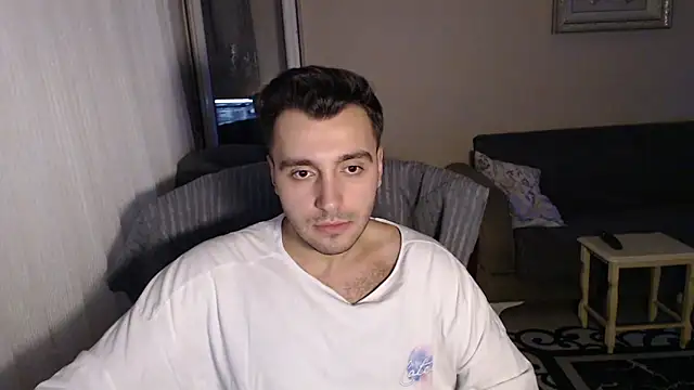 handsomeee04 online show from 09-15-25, 10:21