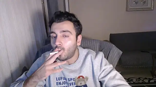 handsomeee04 online show from 10-16-25, 09:56