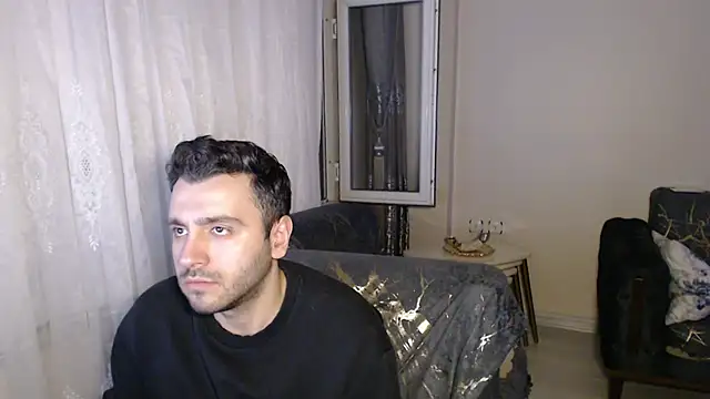 Snapshot of handsomeee04 chatting on 07-13-26, 01:27 handsomeee04 online show from 07-13-26, 01:27