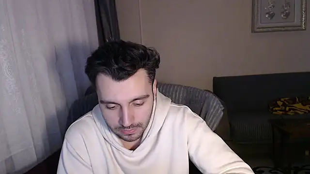 handsomeee04 online show from 11-14-25, 10:35